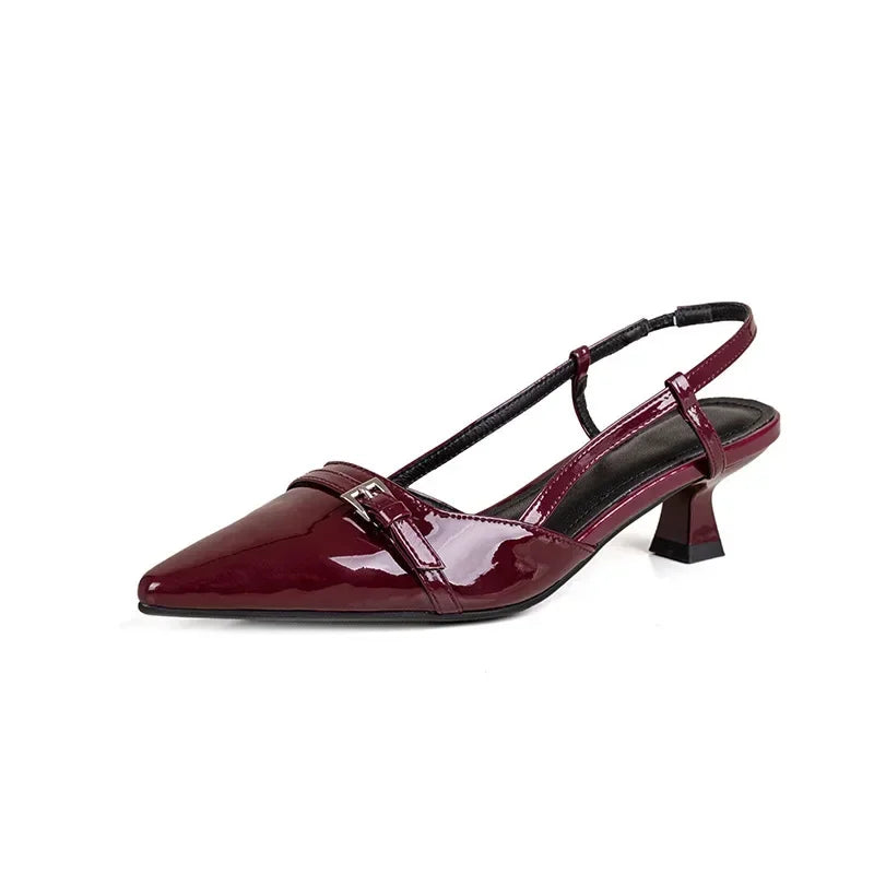 Elegância Retrô: Sandálias Mary Jane para um Verão Sofisticado e Cheio de Charme