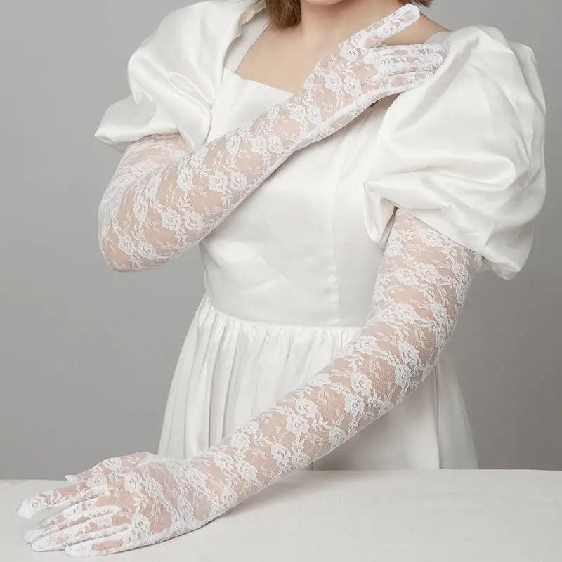 Luvas Longas de Renda com Toque Sexy e Sofisticado – O Acessório Perfeito para Momentos Inesquecíveis
